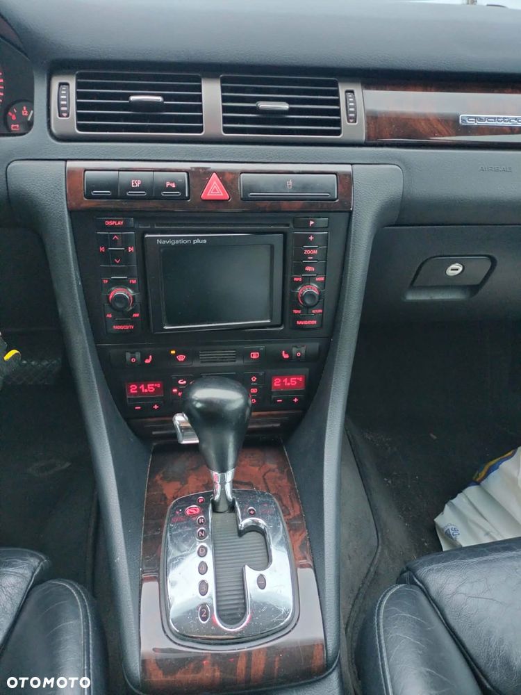 Audi S6 Avant - 9