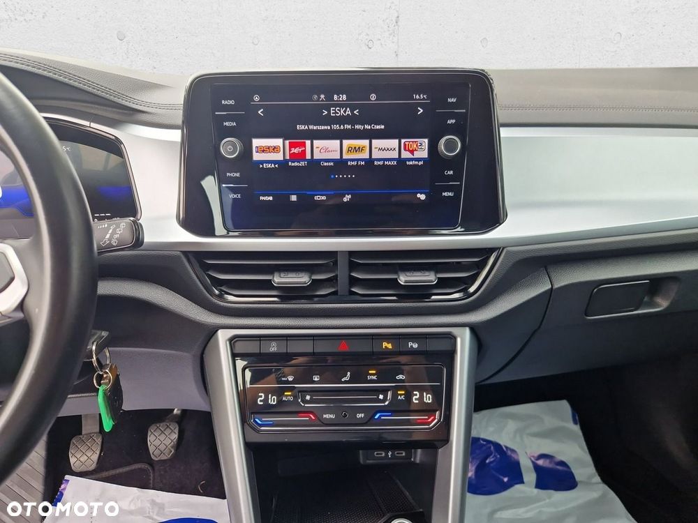Volkswagen T-Roc - 22