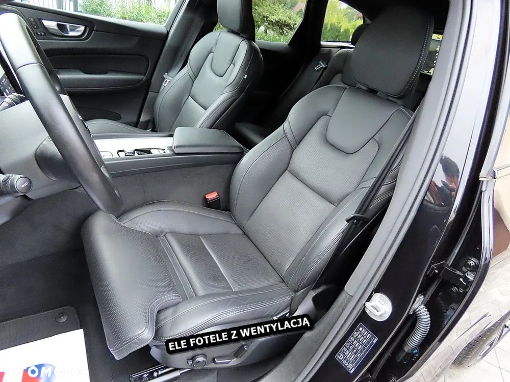 Volvo XC 60 B5 AWD Ultra Dark - 25