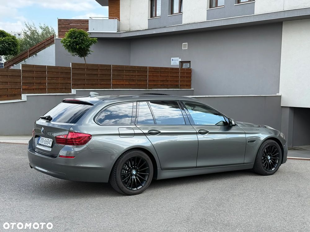 BMW Seria 5 525d Luxury Line - 5