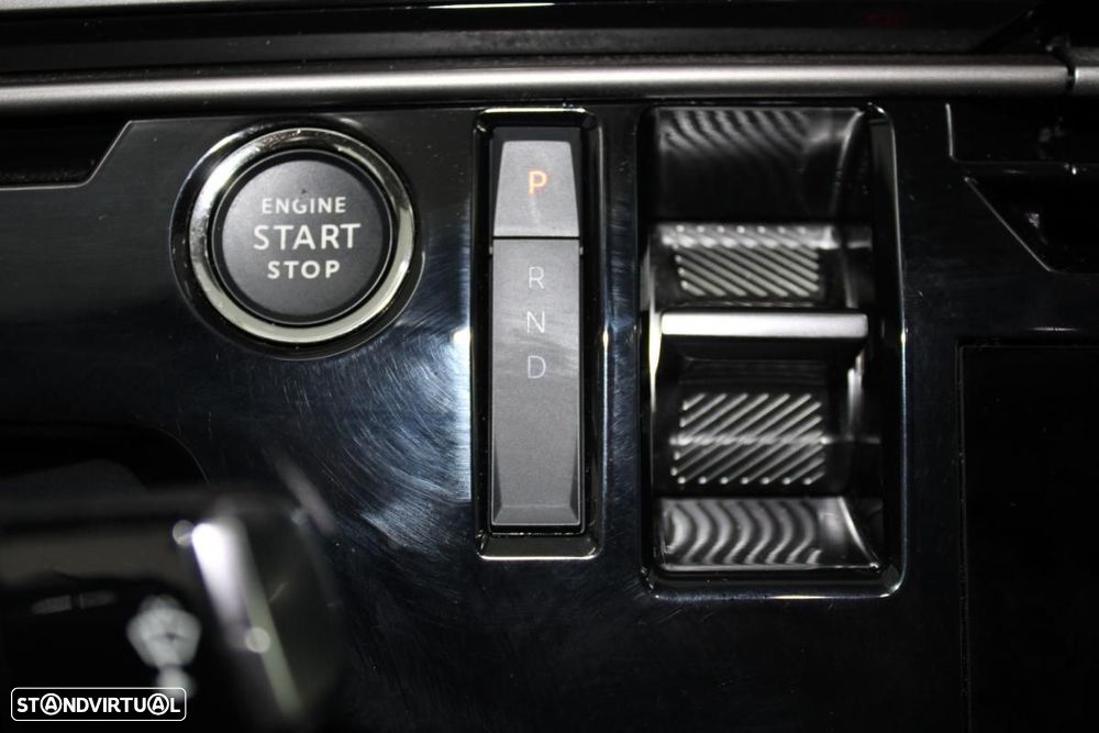 Peugeot E-3008 73 kWh Allure - 19