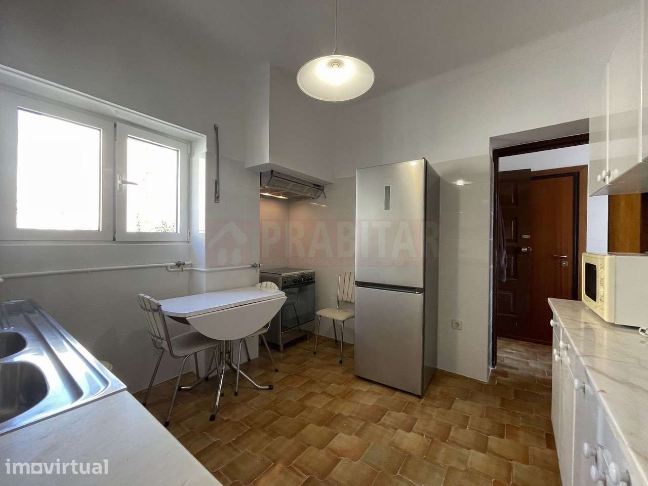 APARTAMENTO T5 COM GARAGEM E ARRUMO EM CELAS - Grande imagem: 4/20