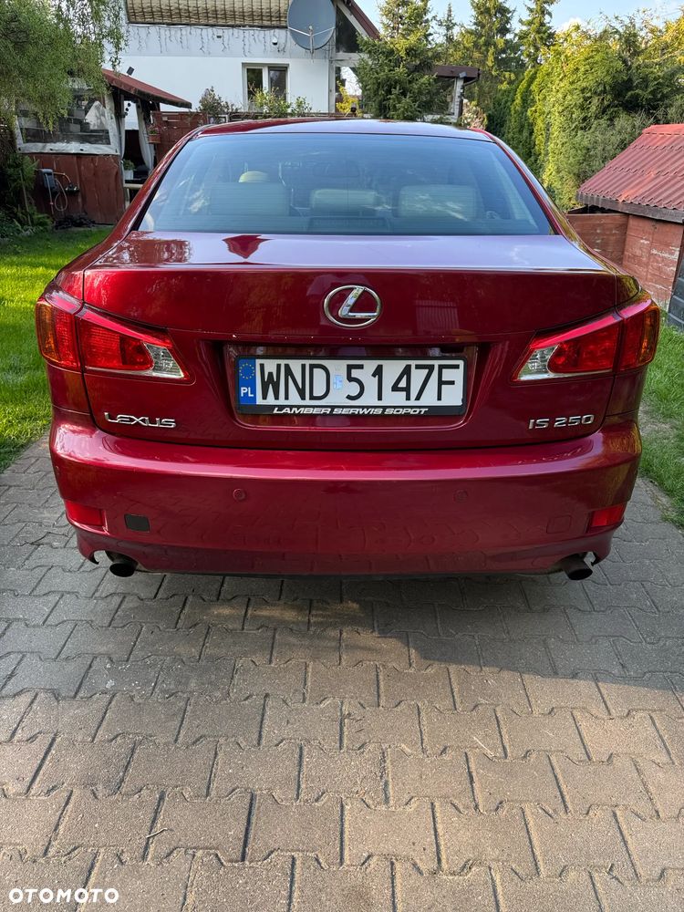 Lexus IS 250 Prestige - 2