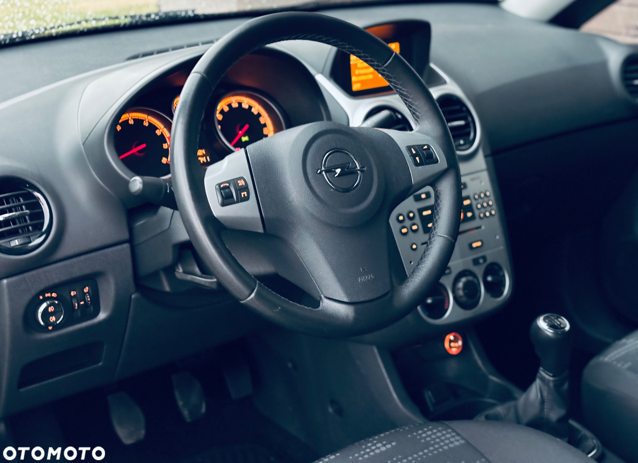 Opel Corsa - 10