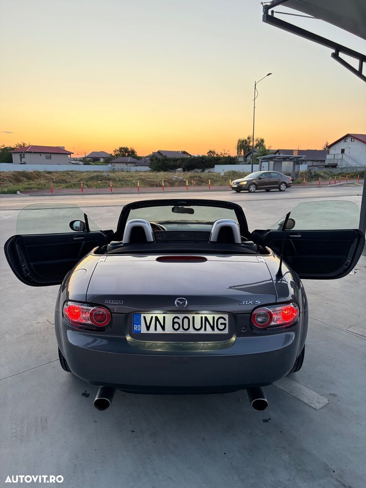 Mazda MX-5 2.0i RC REVOLUTION - 3