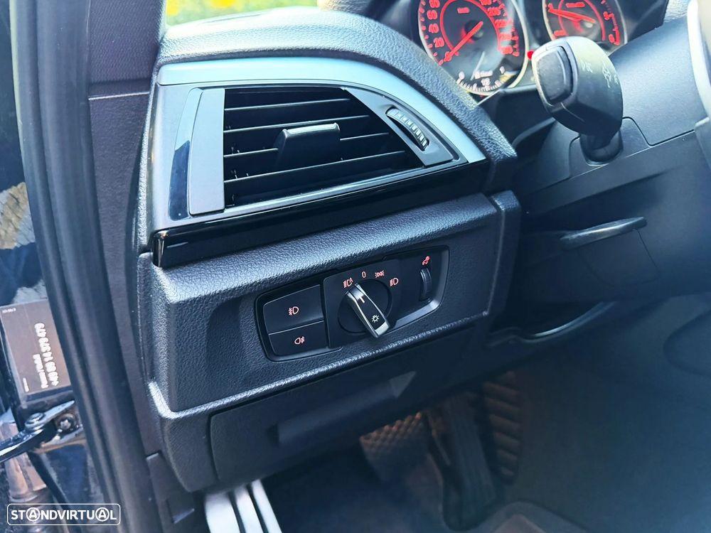 BMW 120 d Pack M Auto - 11