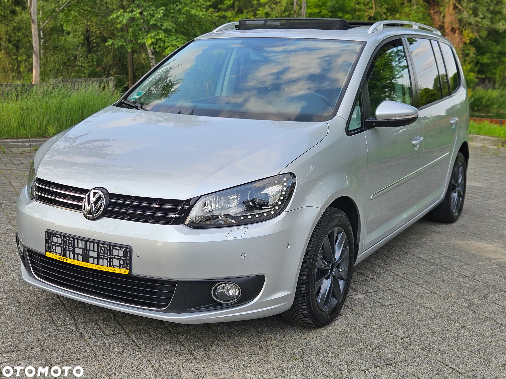 Volkswagen Touran 1.4 TSI Cross DSG - 2
