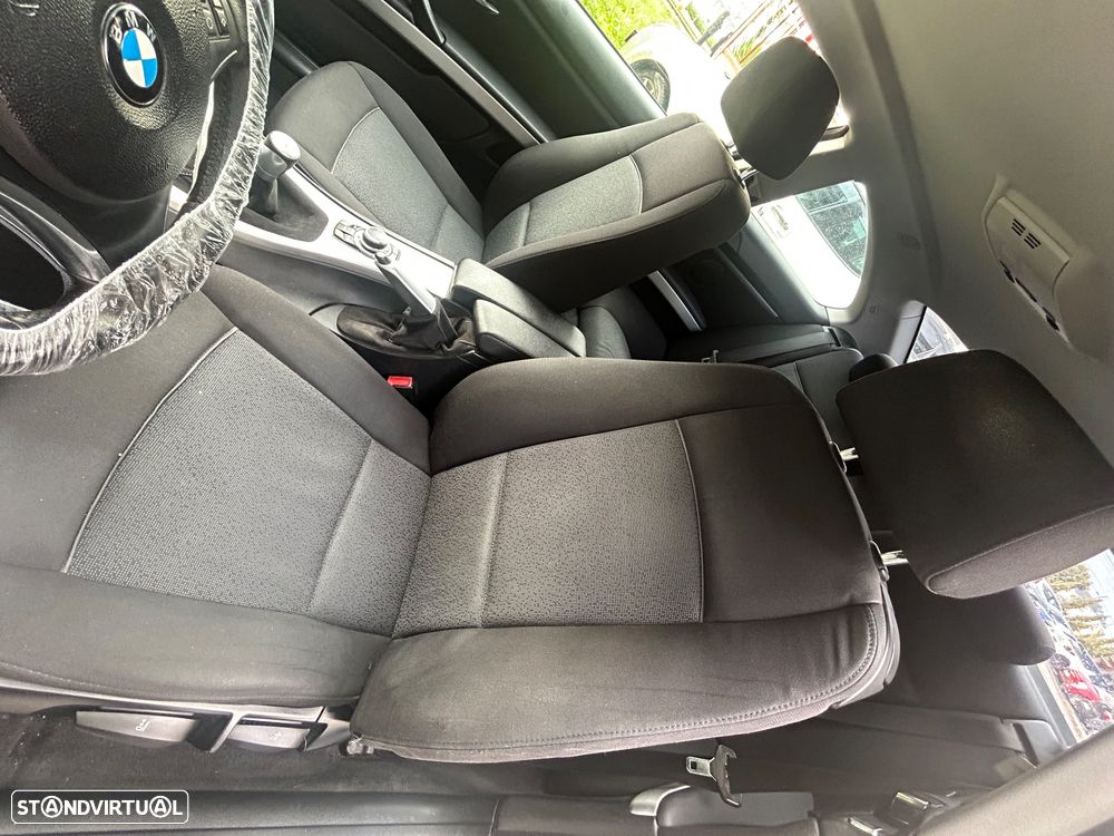 BMW 320 d Coupe - 17