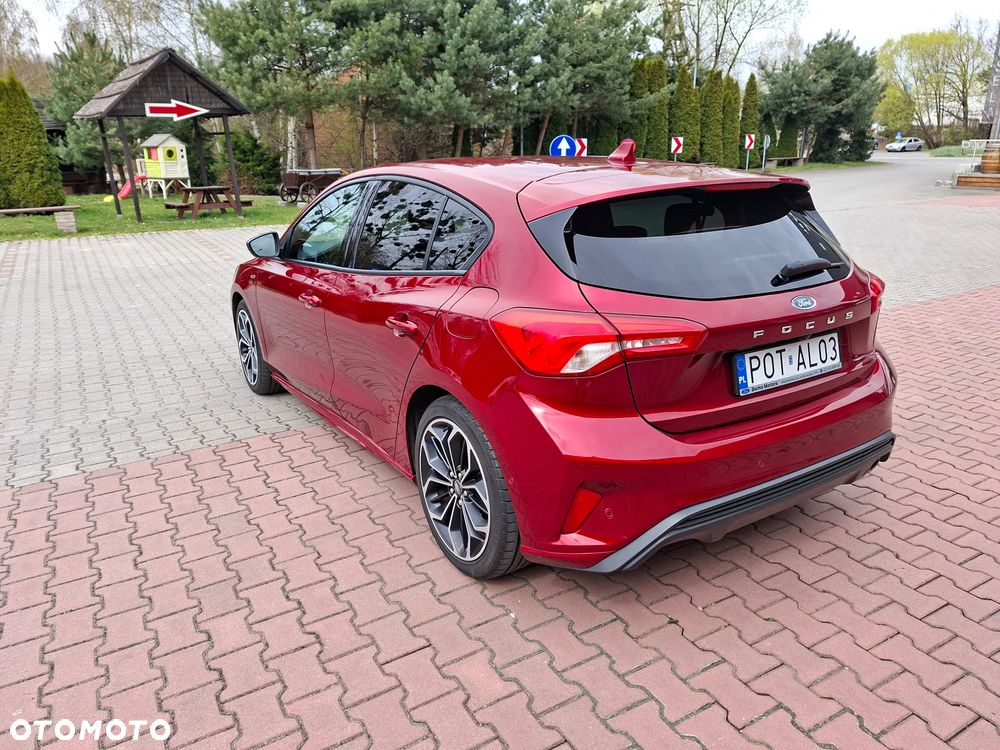 Ford Focus 1.5 EcoBoost Titanium ASS - 4