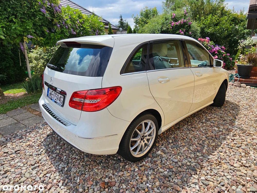 Mercedes-Benz Klasa B 180 - 29