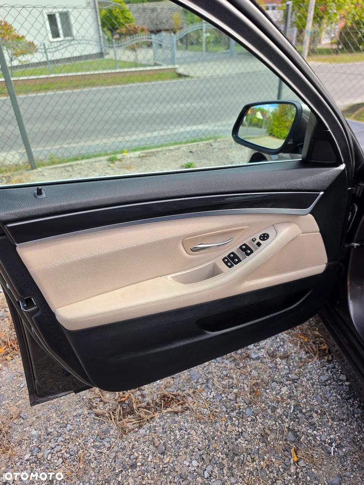 BMW Seria 5 520d - 18