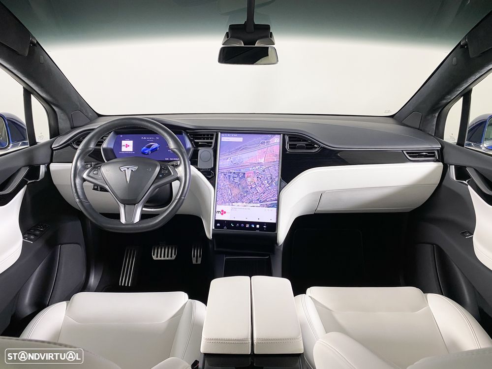 Tesla Model X 100D - 21