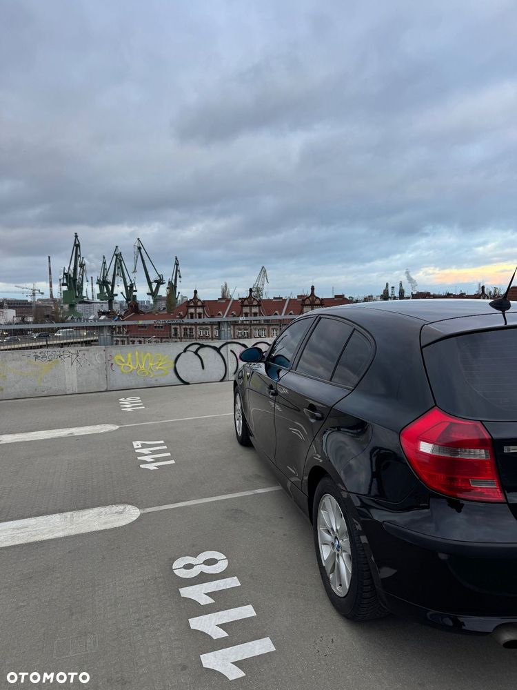 BMW Seria 1 118d DPF - 3