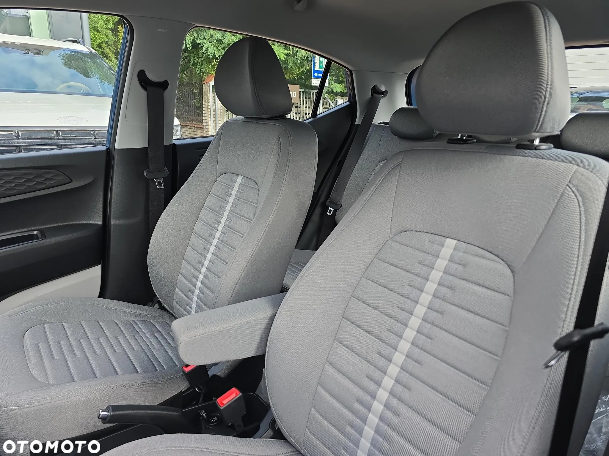 Hyundai i10 1.2 Modern - 10