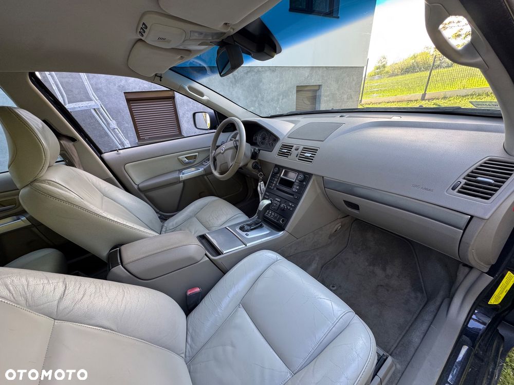 Volvo XC 90 D5 AWD Executive - 11