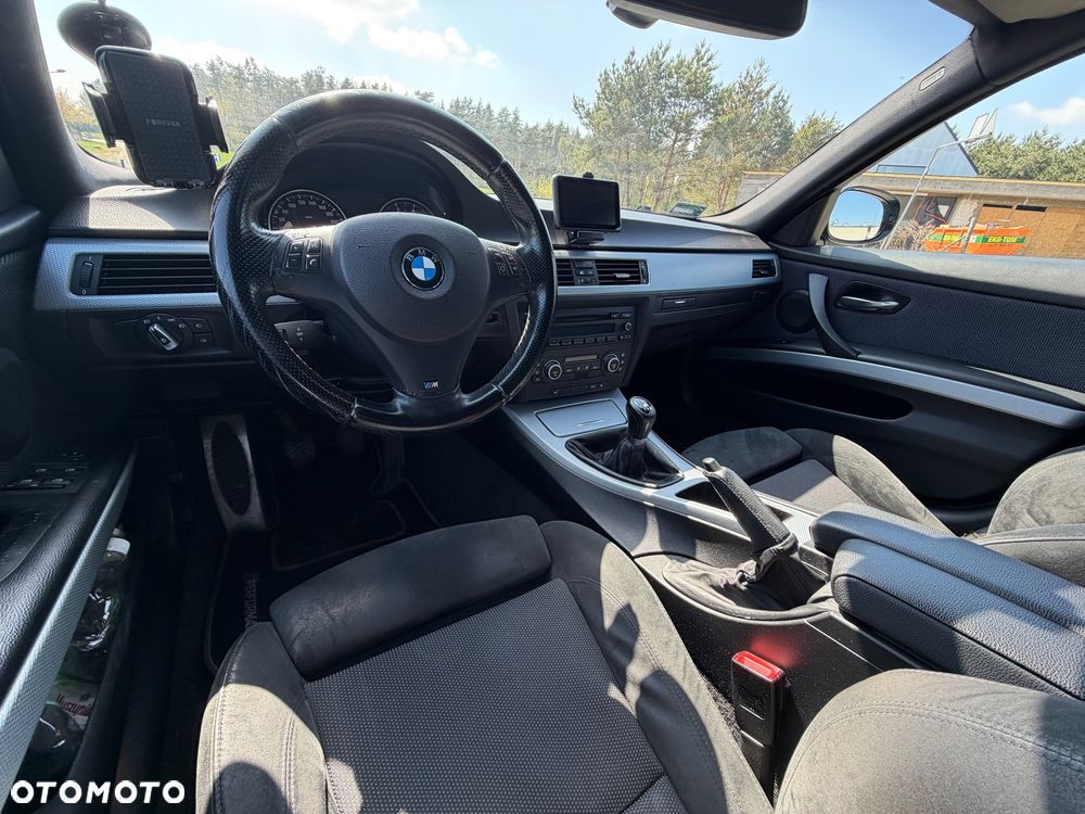 BMW Seria 3 318i Edition Sport - 14