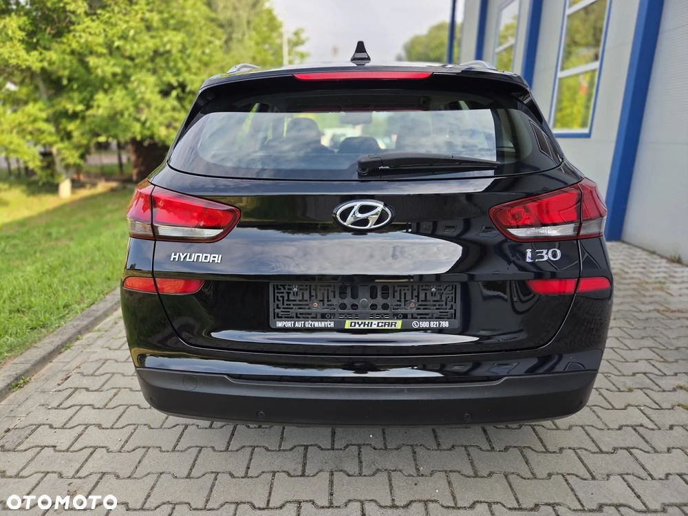 Hyundai i30 1.4 T-GDI DCT Premium - 4