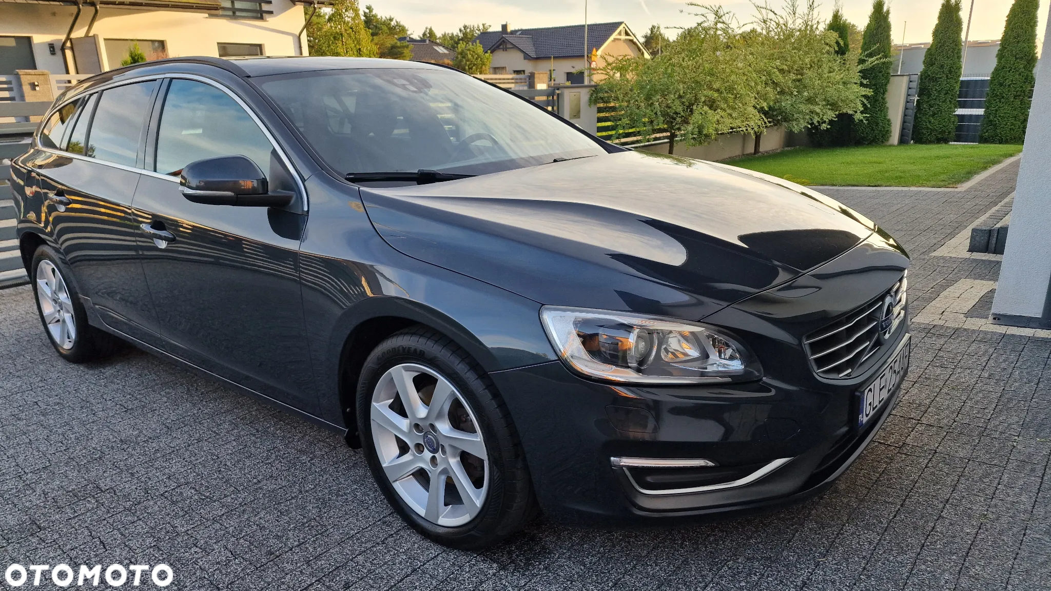 Volvo V60 D4 Drive-E Summum - 9