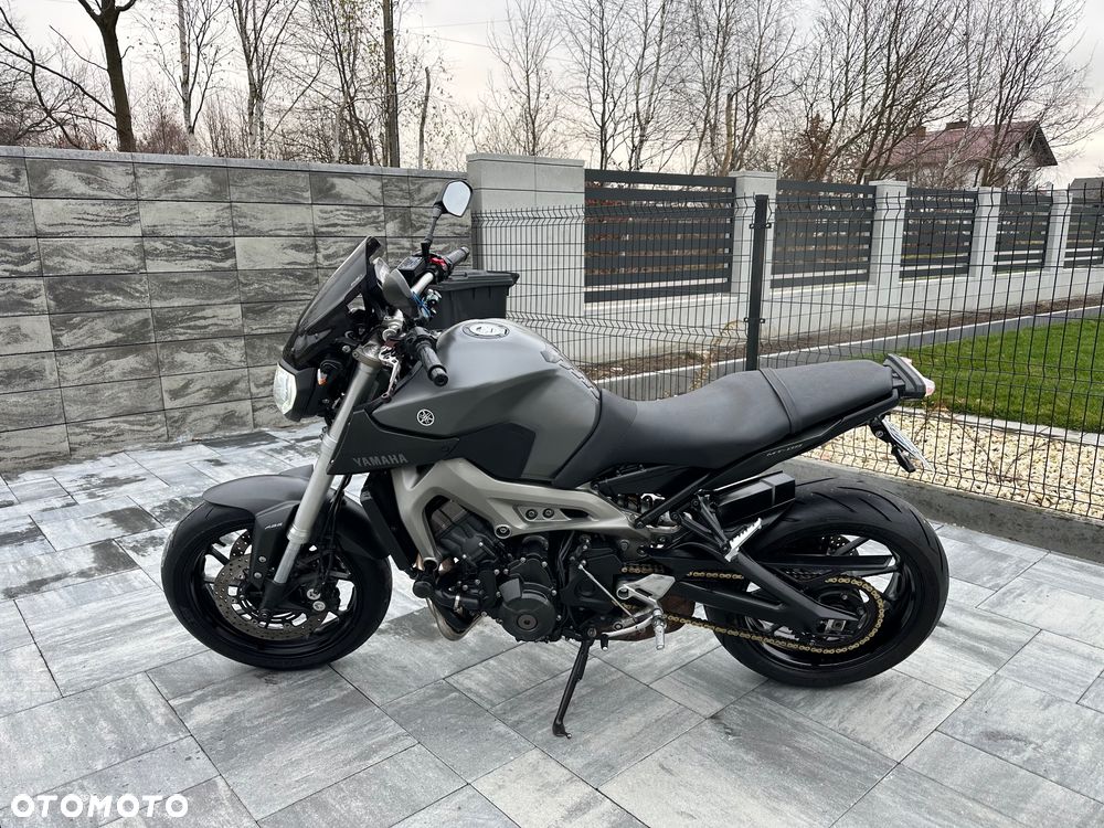 Yamaha MT - 9