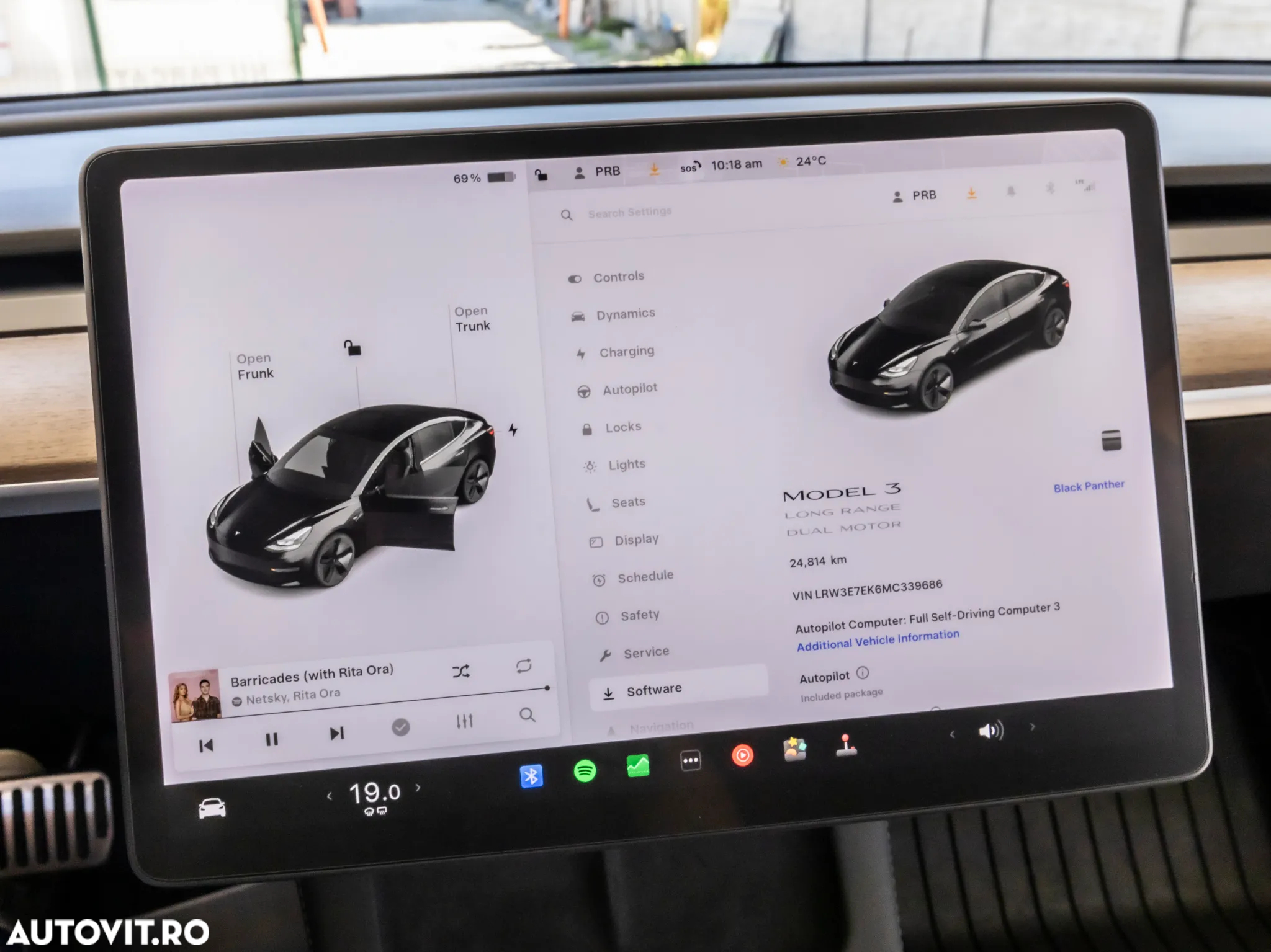 Tesla Model 3 Long Range - 33