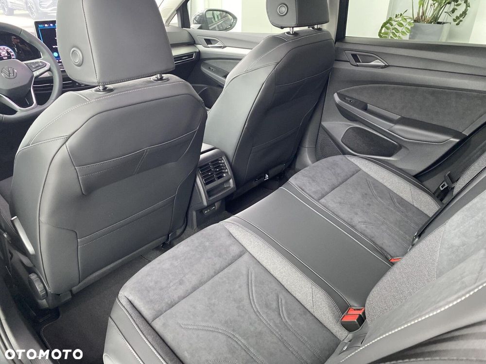 Volkswagen Golf - 21