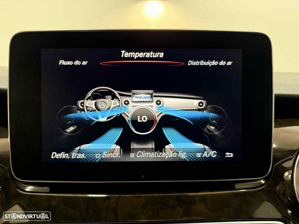 Mercedes-Benz V 220 CDi Longo Aut. - 23