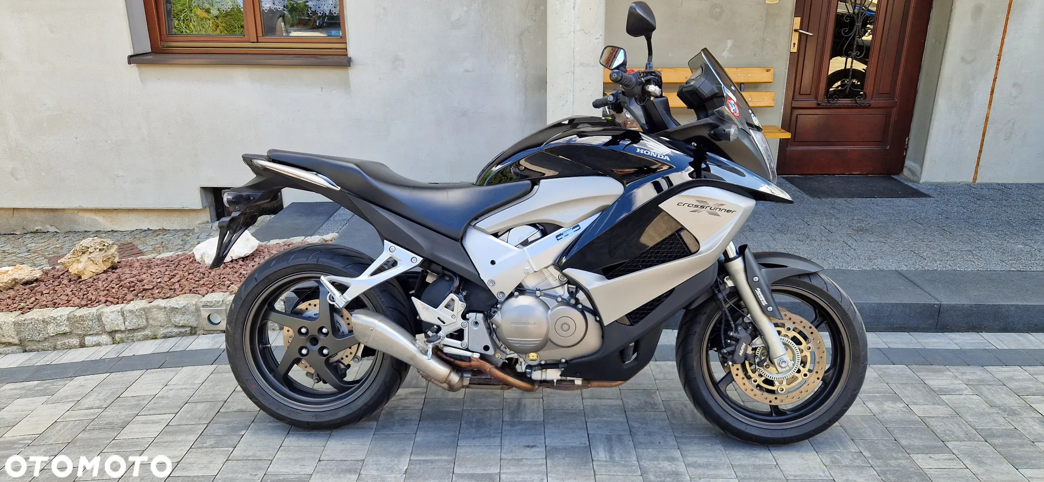 Honda VFR - 3