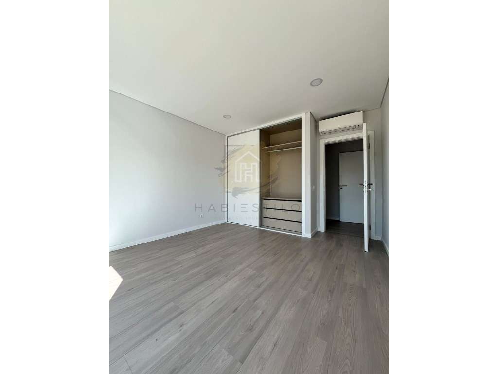 Apartamento T2 em Brejos de Azeitão com Varanda - Grande imagem: 3/22