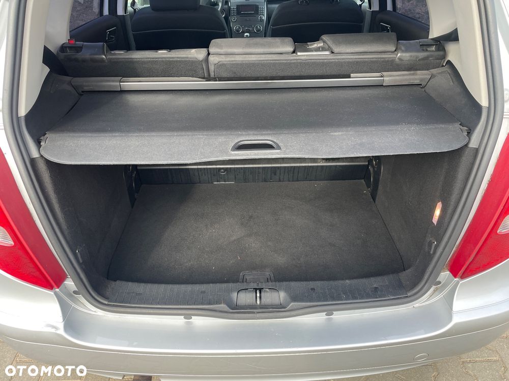 Mercedes-Benz Klasa A 150 Elegance First - 12