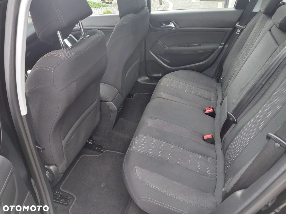 Peugeot 308 BlueHDi 150 Stop & Start Business-Line - 10