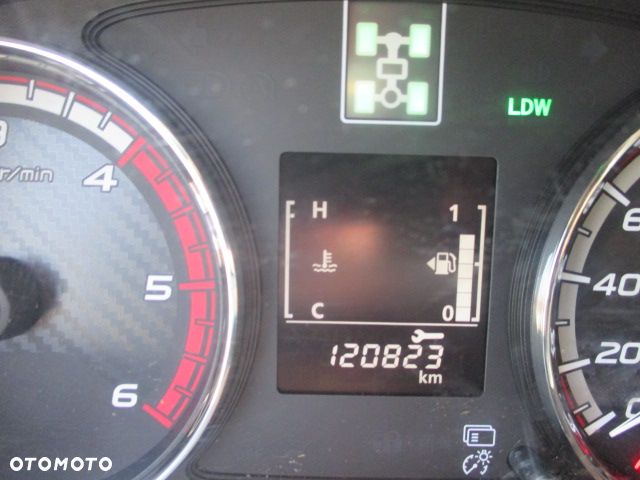 Mitsubishi l200 - 11