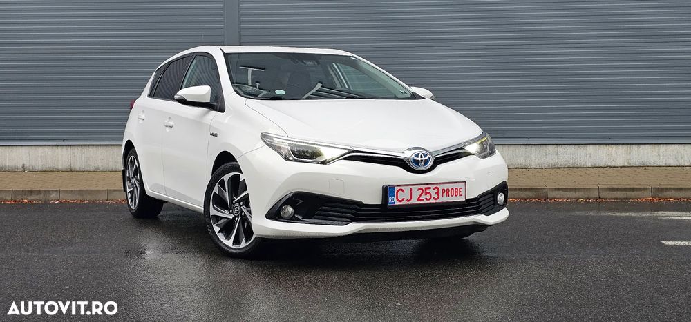 Toyota Auris 1.8 VVT-i Automatik Executive - 22