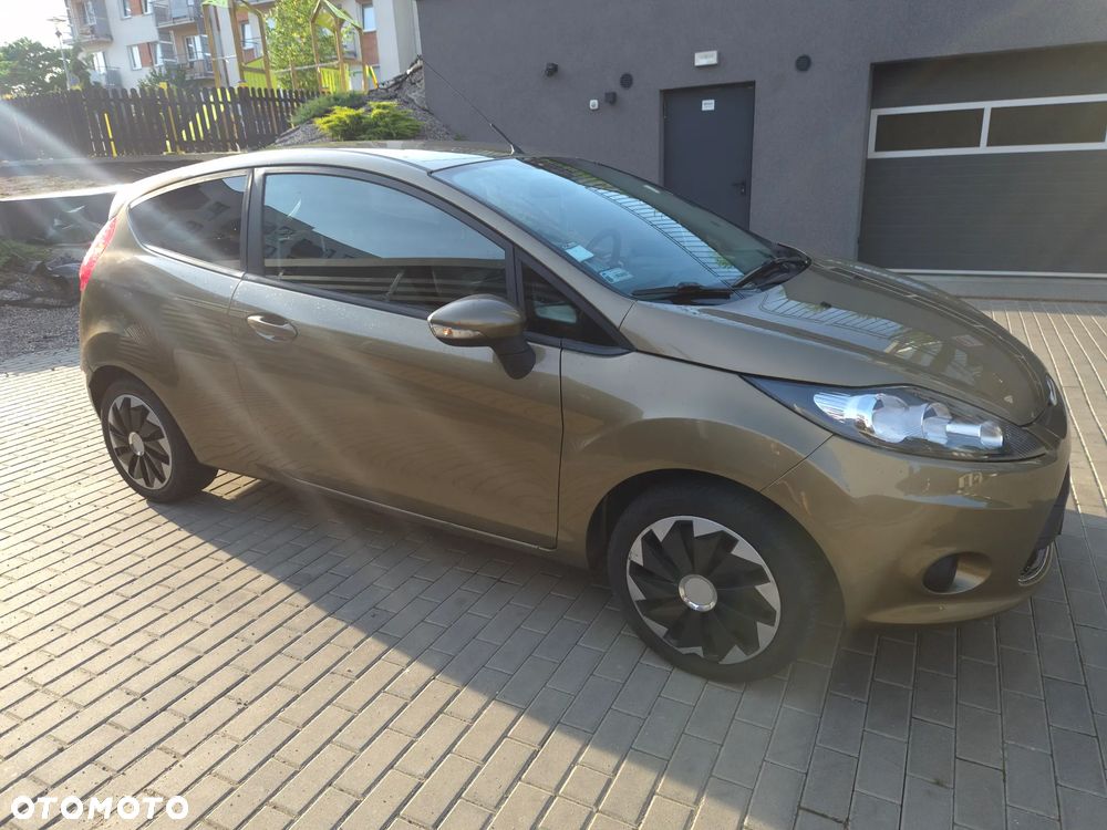 Ford Fiesta 1.25 Trend EU5 - 13