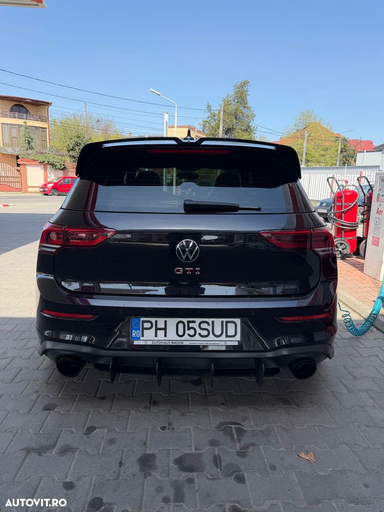 VOLKSWAGEN Golf 2020 — imagine 21