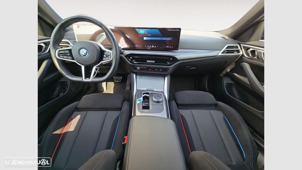 BMW i4 eDrive40 Pack Desportivo M - 11