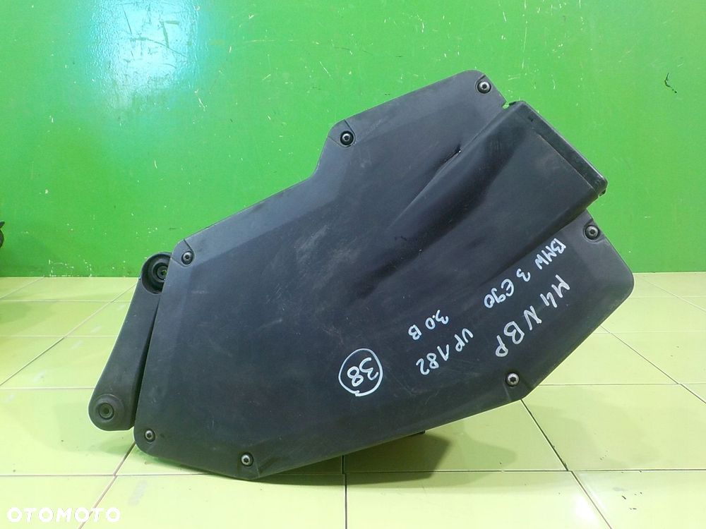 BMW 3 E90 3.0 B AUT 08r SEDAn 4D obudowa filtra powietrza 7555287 - 6