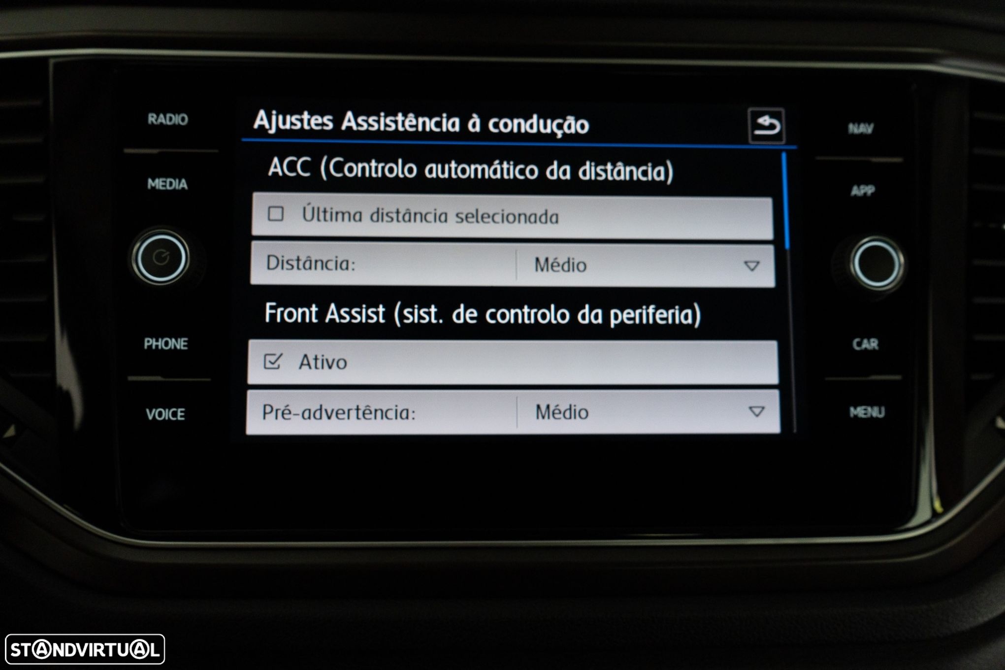 VW T-Roc 2.0 TDI SCR 4MOTION DSG Sport - 35