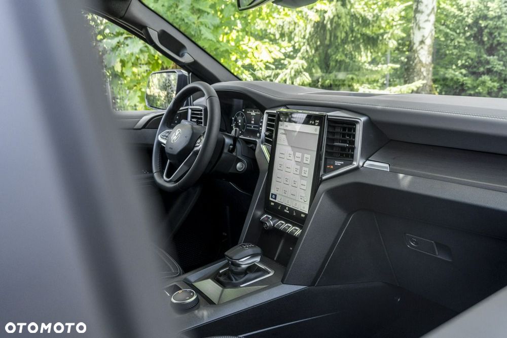 Volkswagen Amarok - 13