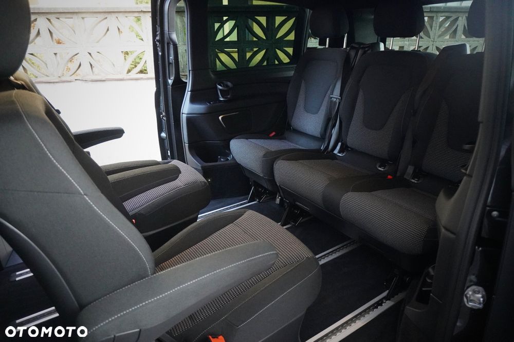 Mercedes-Benz Klasa V 250 d lang 4Matic 9G-TRONIC Avantgarde - 11