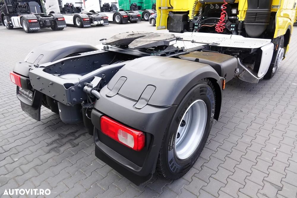 DAF XF 530 / CABINĂ SPATIALĂ / ANVELOPE 100% / EURO 6 - 15