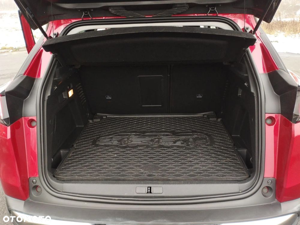 Peugeot 3008 1.5 BlueHDi Allure S&S - 17