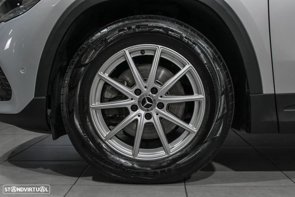 Mercedes-Benz GLA 180 d 8G-DCT Edition 2021 - 14