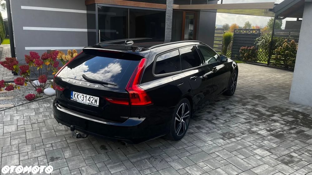 Volvo V90 D4 Momentum - 5