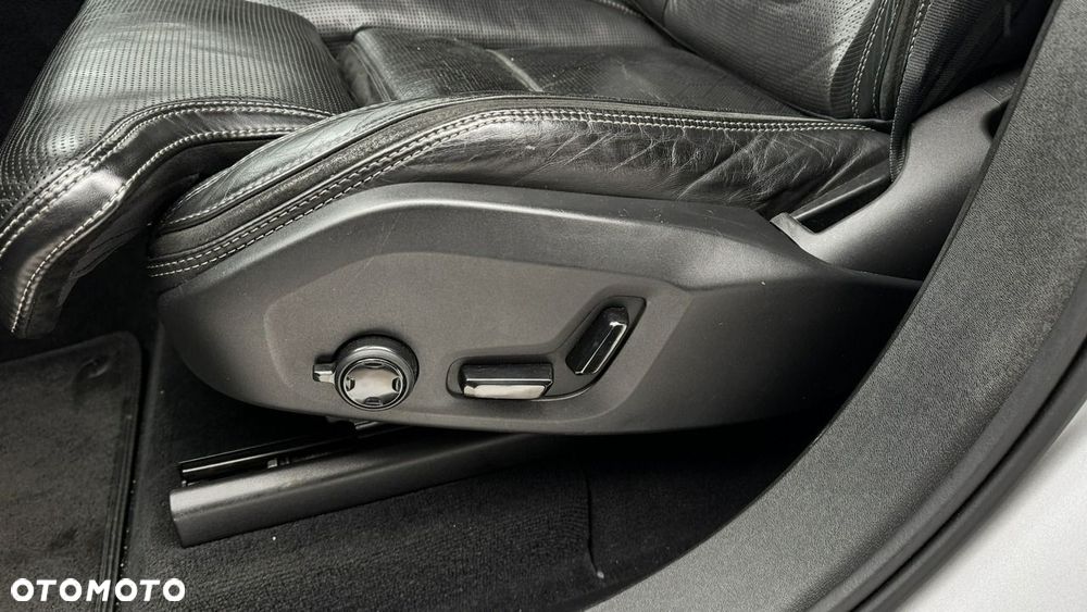Volvo XC 90 - 20