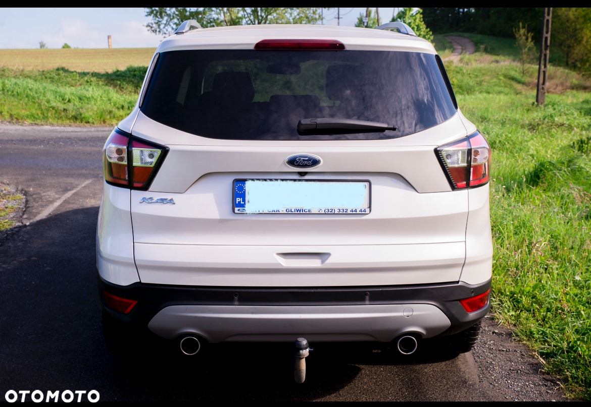 Ford Kuga 2.0 TDCi AWD Titanium - 4