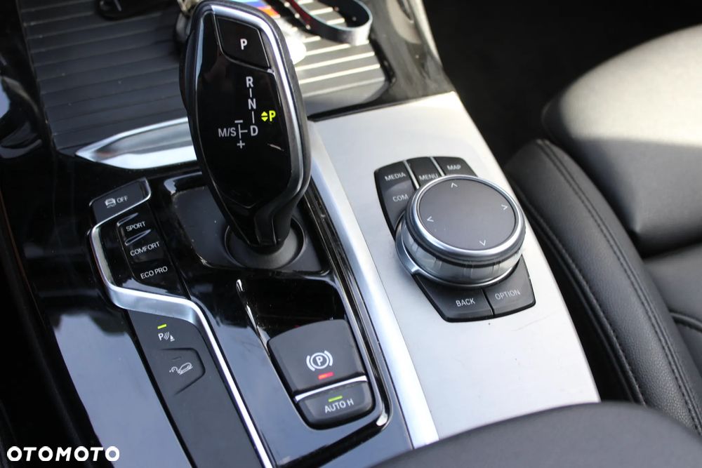 BMW X3 xDrive30i Luxury Line sport - 31