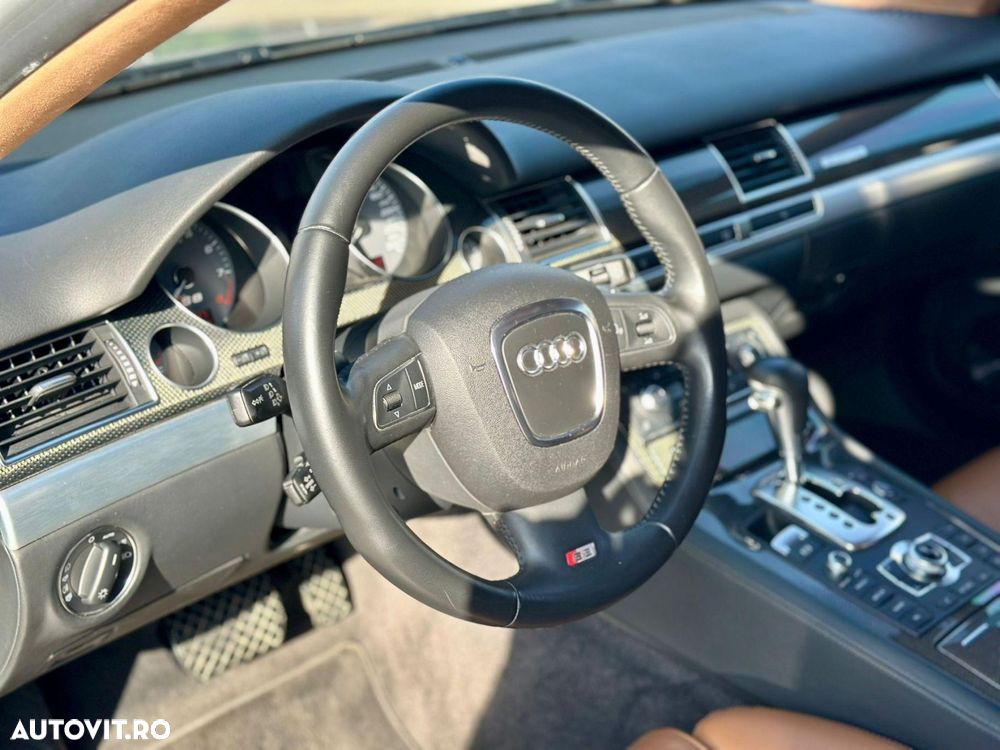 Audi S8 5.2 FSI quattro - 15
