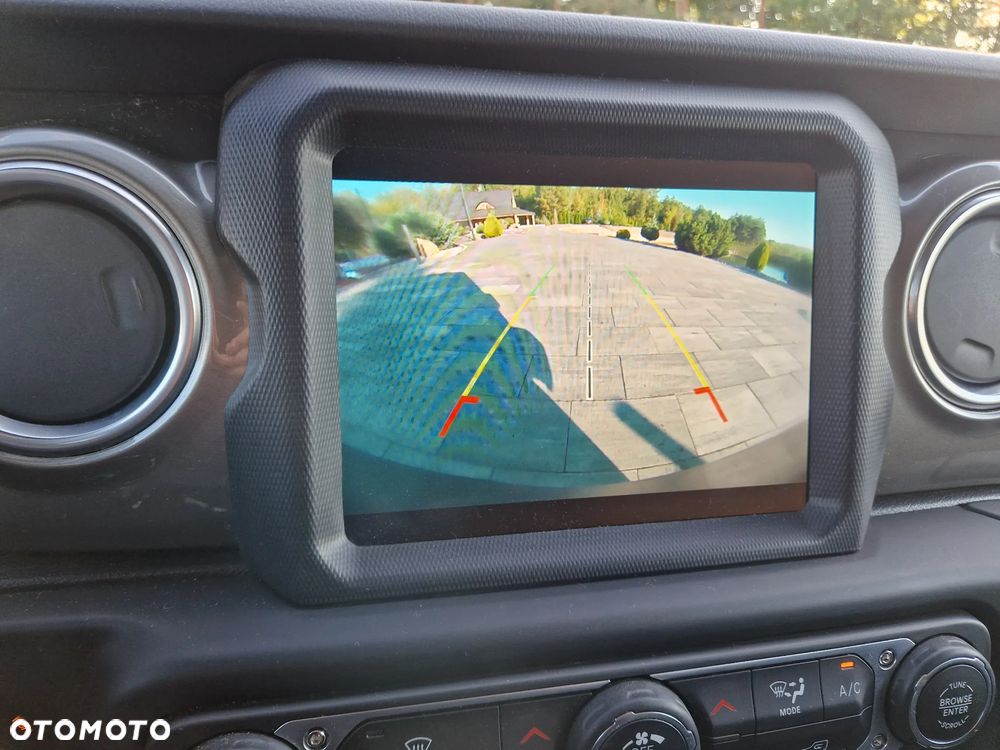 Jeep Wrangler Unlimited GME 2.0 Turbo Sahara - 14