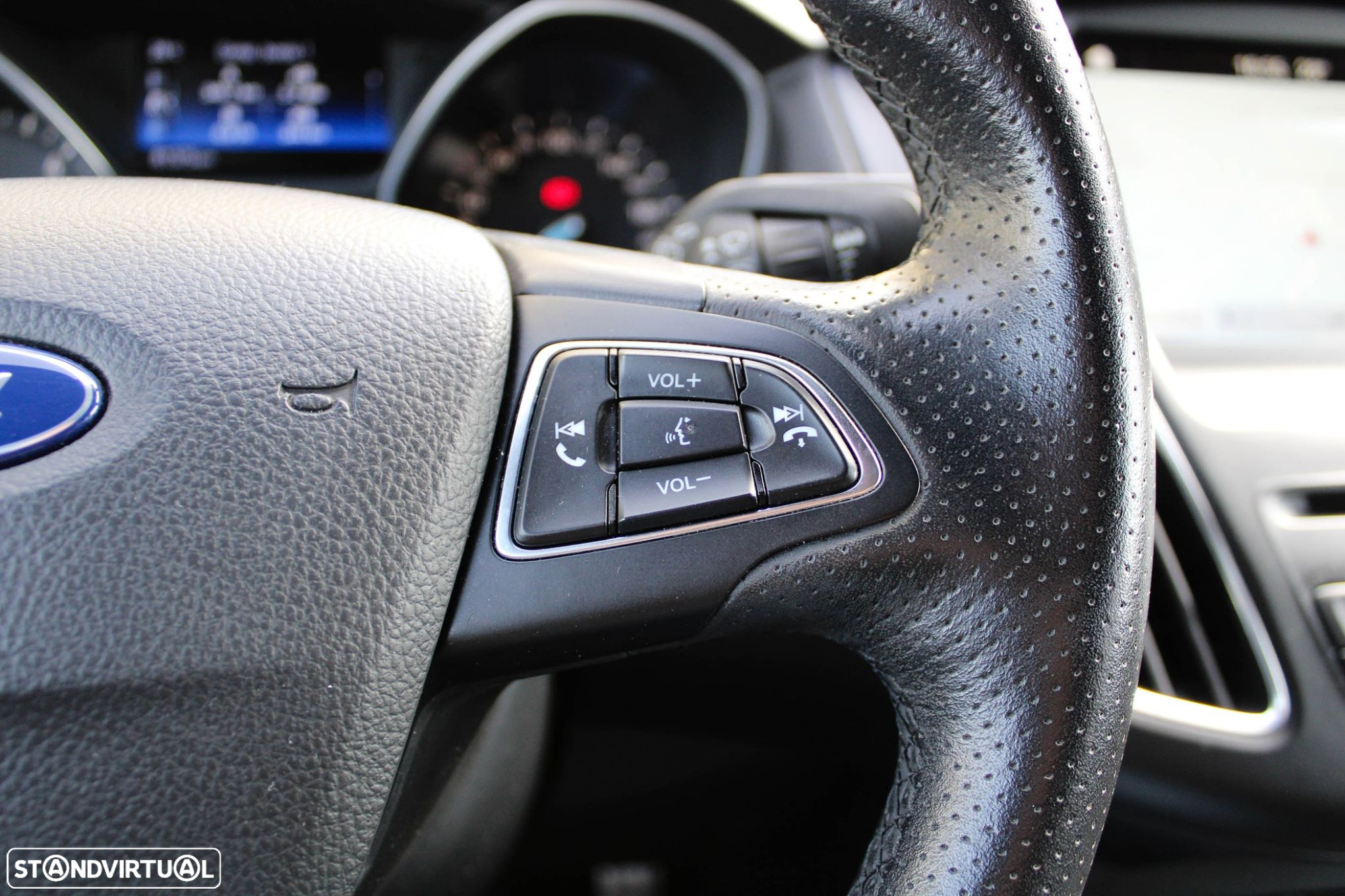 Ford Focus 1.5 TDCi ST-Line - 36
