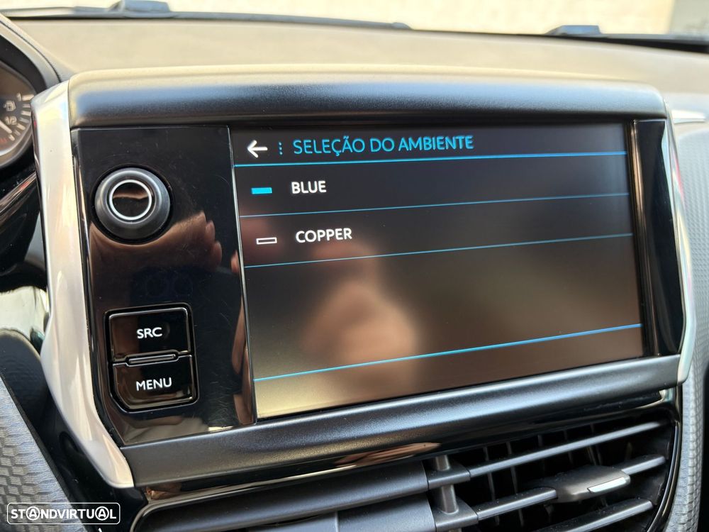 Peugeot 2008 1.2 PureTech Style - 25